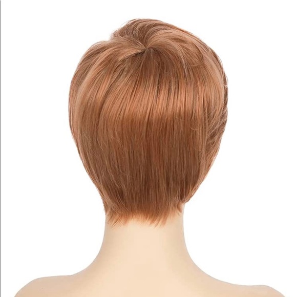 Short pixie cut wig - Picture 3 of 3